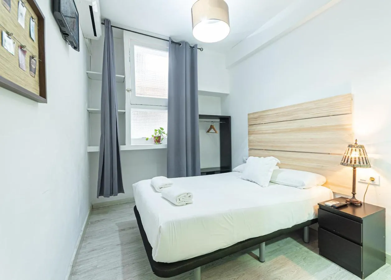 Easy Sants By Bossh! (Adults Only) Vandrarhem Barcelona Spanien